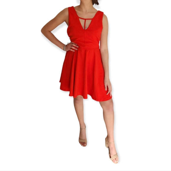 Minkpink Strappy Open Back A Line Mini Dress Red Small - Picture 3 of 6